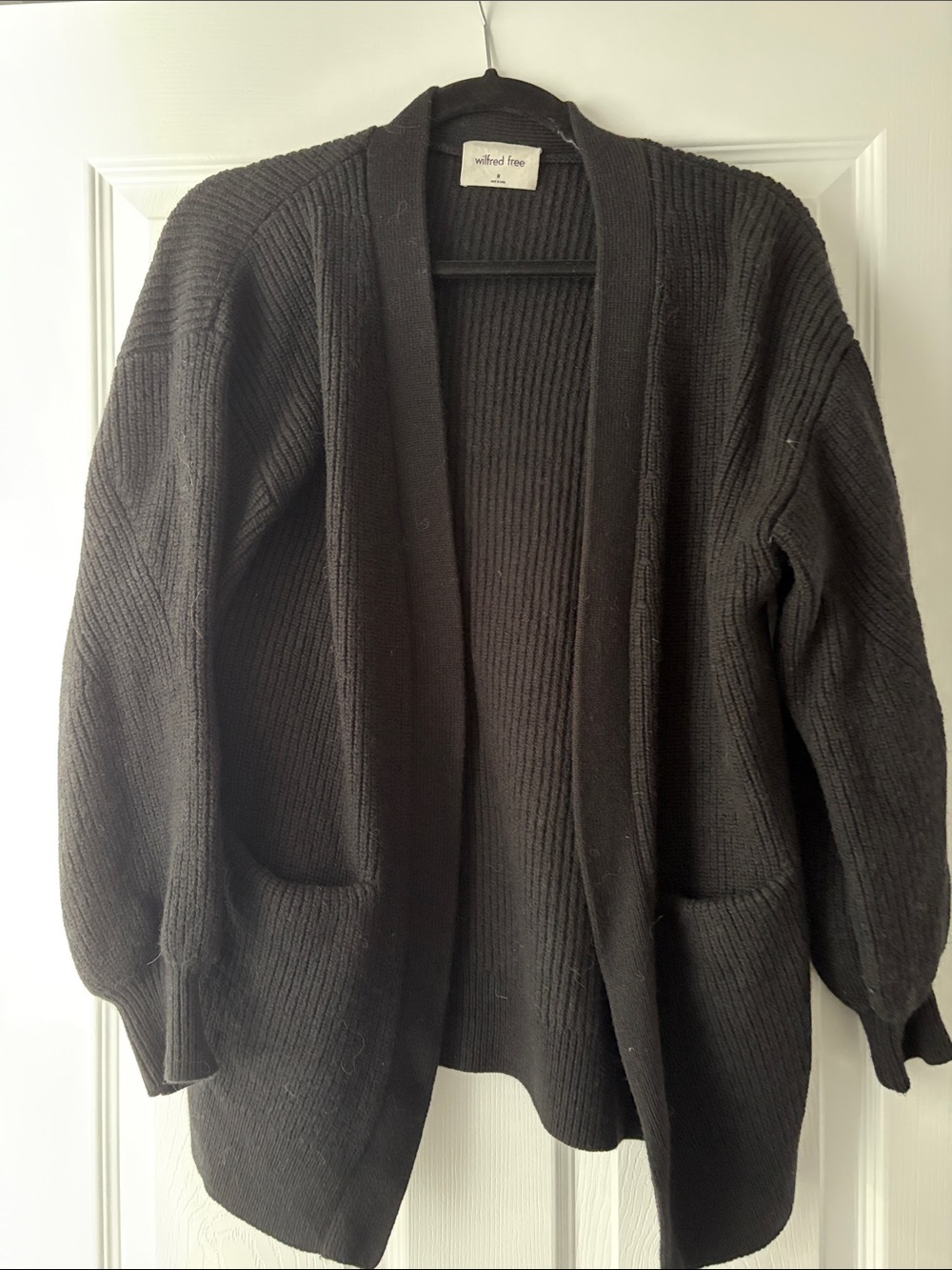 Aritizia Wilfred Cardigan
